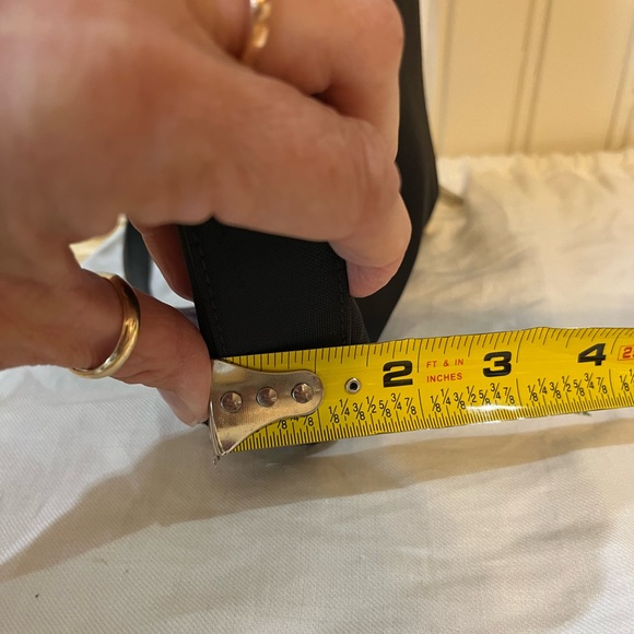 Kate Spade with Dust Cover - Picture 12 of 13